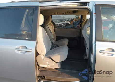 2016 Toyota Sienna Le 8 Passenger из США, поврежденный, VIN 5TDKK3DC2GS706077